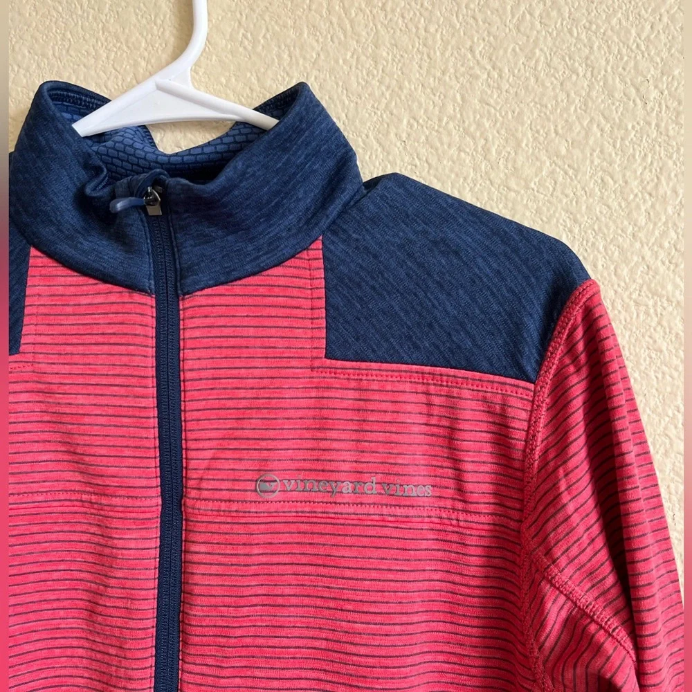 Vineyard Vines pullover - Picture 5 of 11